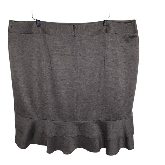 Lane Bryant Woman's Stretch Knit Double Ruffle Hem Plus Size Pencil Skirt Sz 24 - Picture 2 of 7